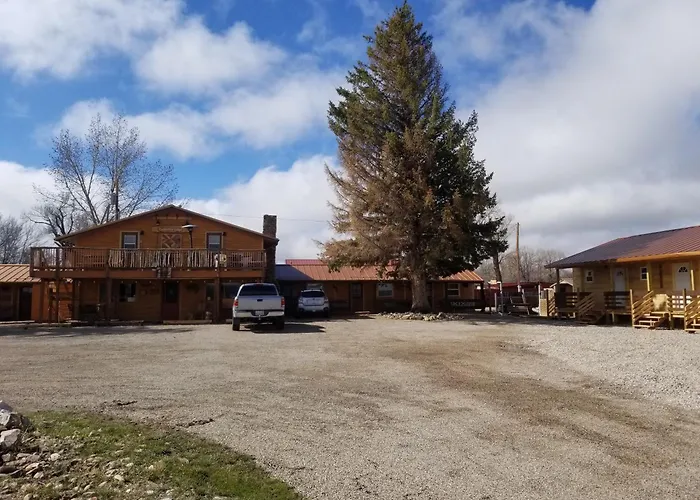 CopperLine Lodge